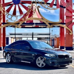 Alternative view of 2013 BMW 550i xDrive M Sport