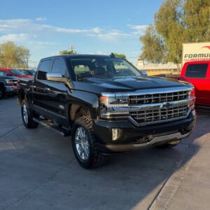 Alternative view of 2017 Chevrolet Silverado 1500 Crew Cab High  Country
