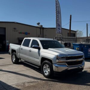 Alternative view of 2016 Chevy Silverado 1500 Crew Cab