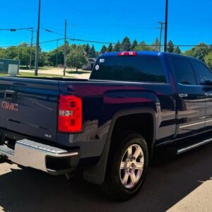 Alternative view of 2015 GMC Sierra SLT Z71
