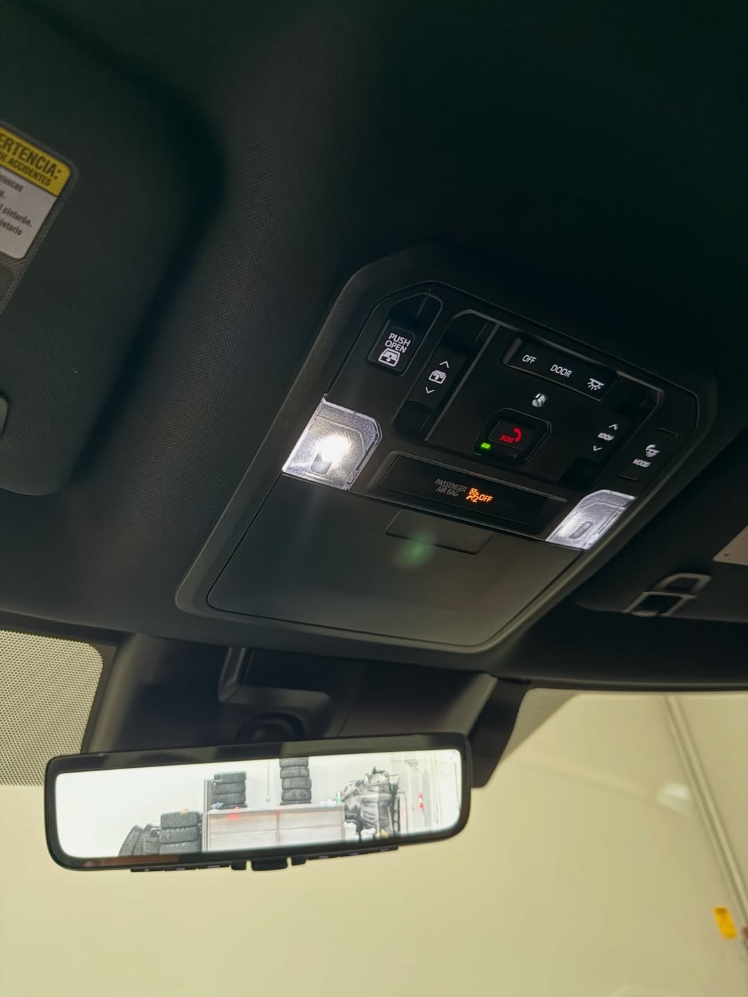 2025 Toyota Tundra 1794 Edition - Image 12