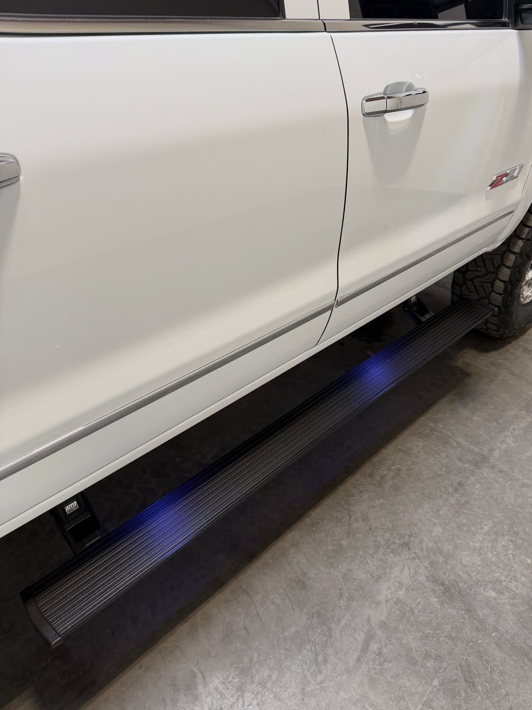 2018 Chevrolet 2500 LTZ - Image 7