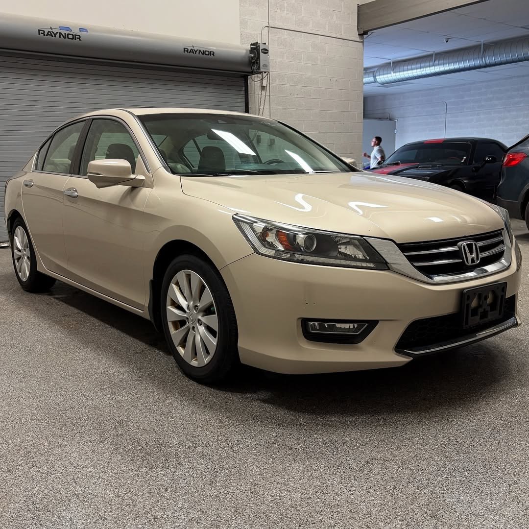 2013 Honda Accord EX-L - Image 3