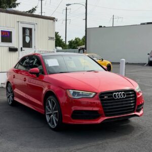 Alternative view of 2013 AUDI S3 QUATTRO