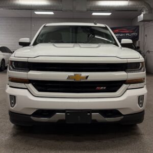 Alternative view of 2018 Chevrolet Silverado Z71