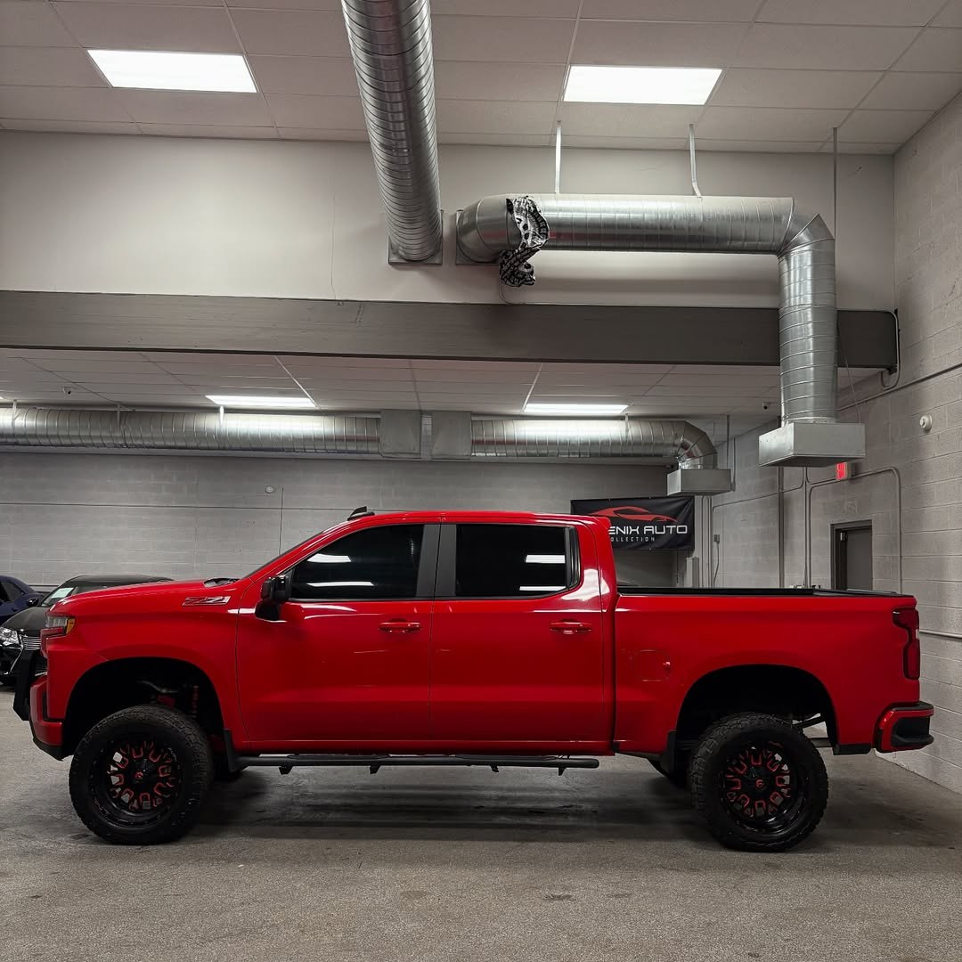 2019 Chevrolet Silverado 1500 RST - Image 6