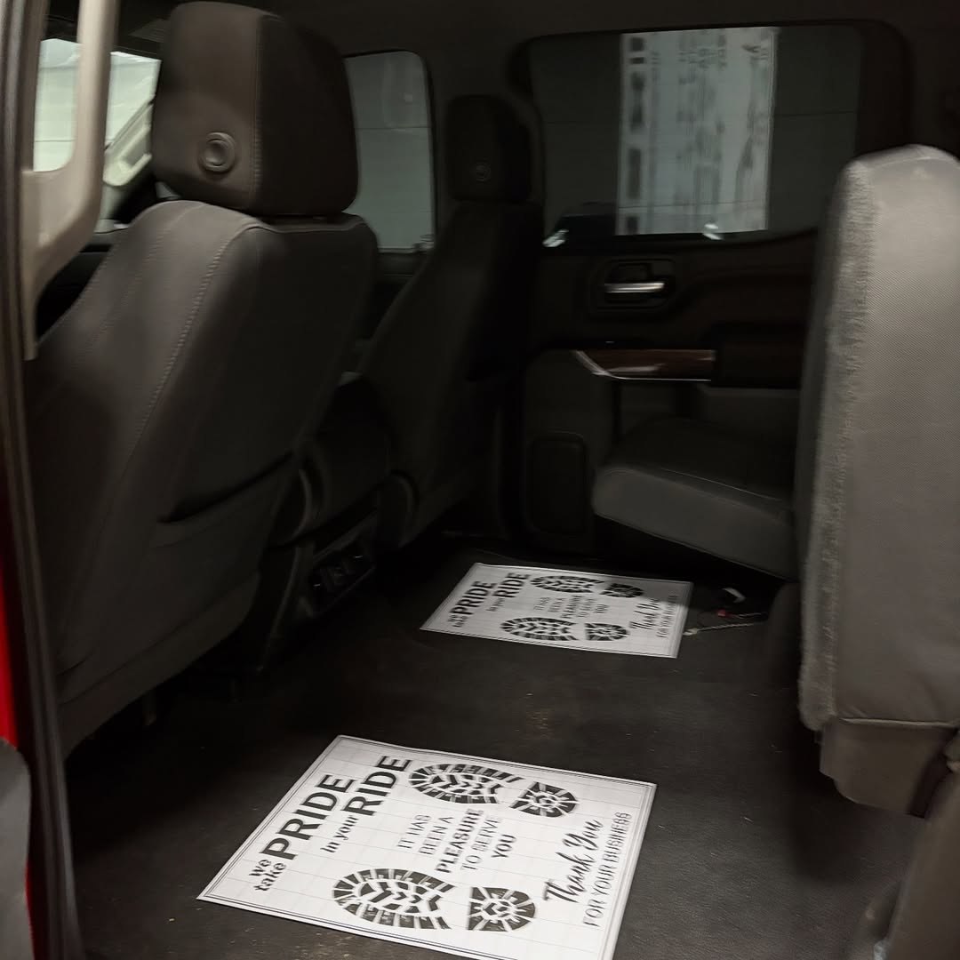 2019 Chevrolet Silverado 1500 RST - Image 14