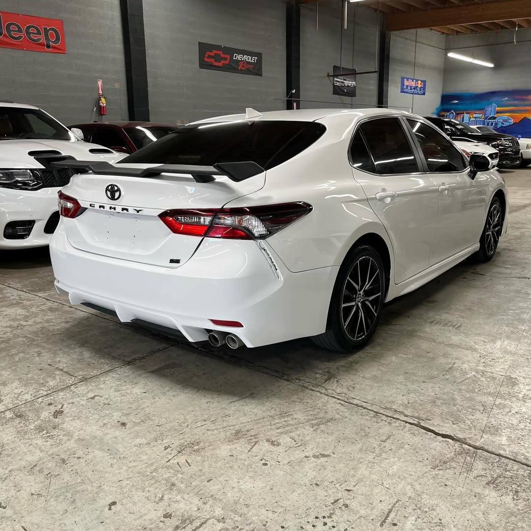 2021 TOYOTA CAMRY SE - Image 6