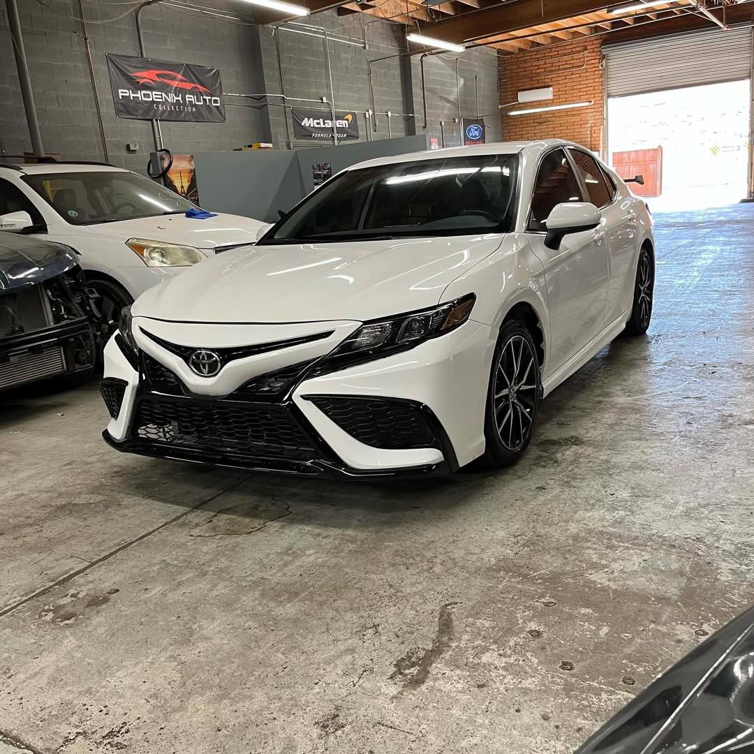 2021 TOYOTA CAMRY SE - Image 4