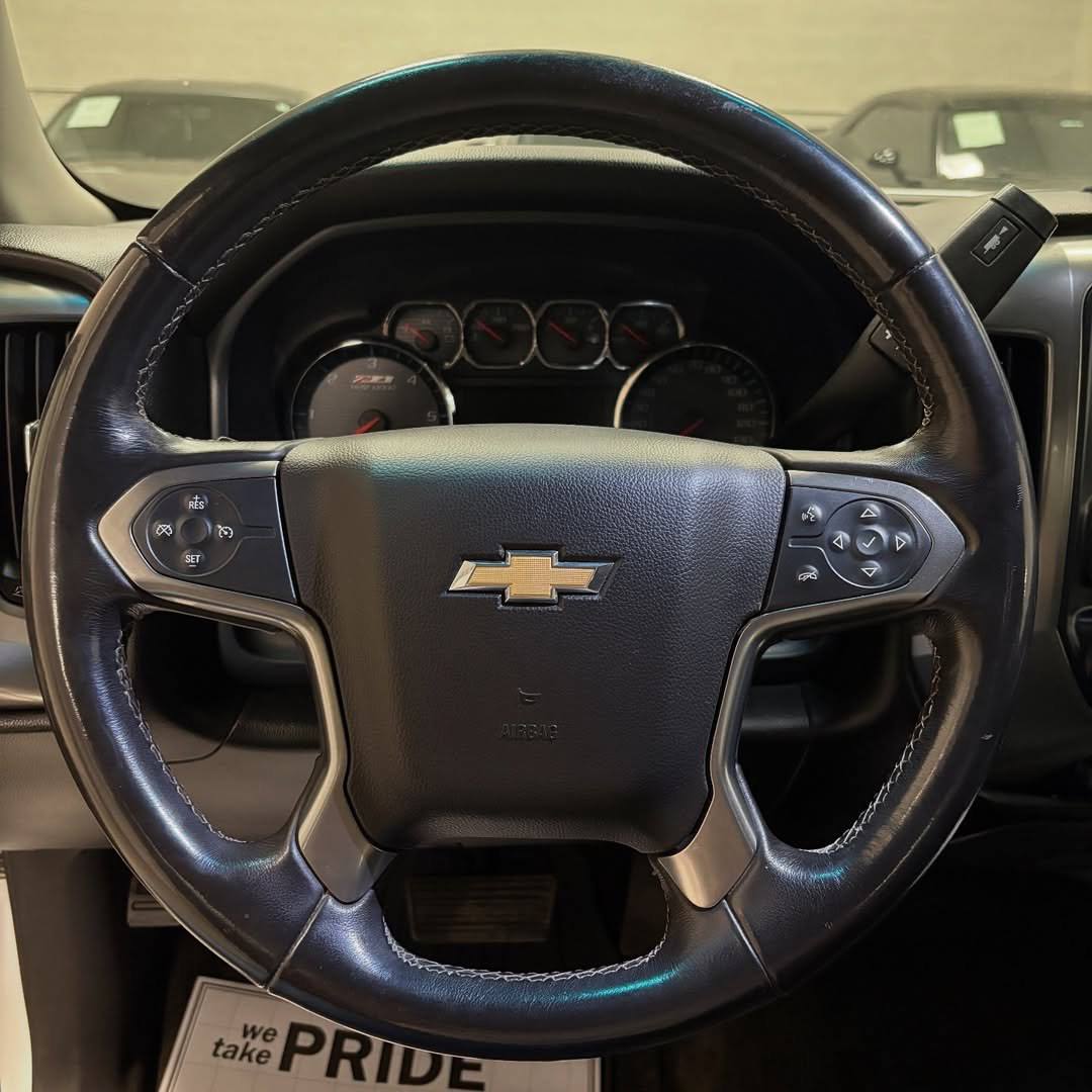 2018 Chevrolet Silverado Z71 - Image 11