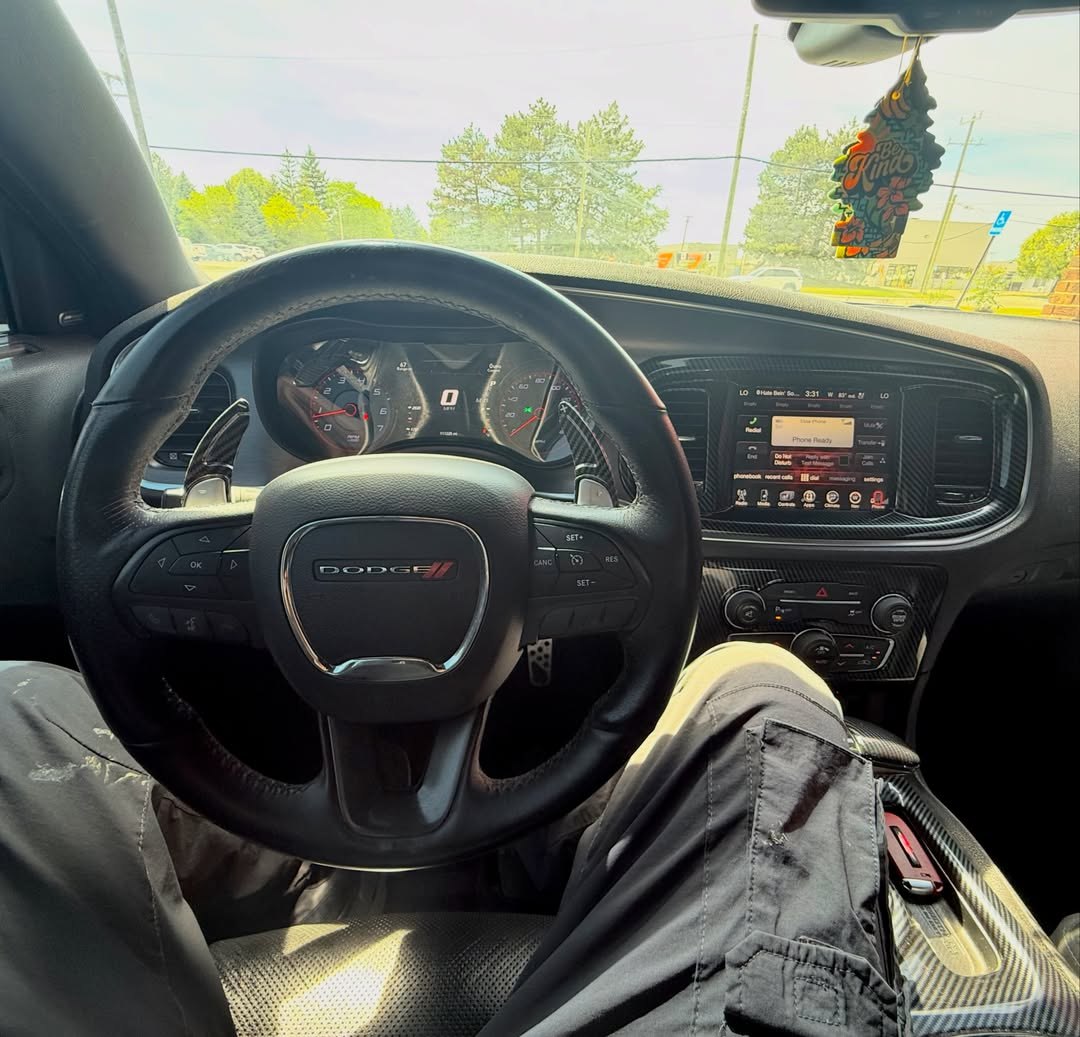 2017 Dodge Charger R/T - Image 12