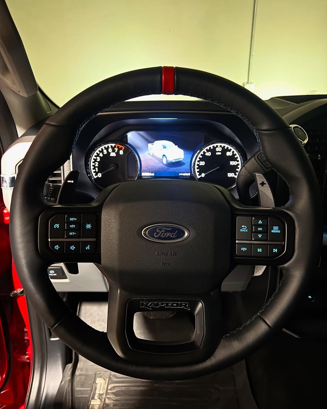 2022 Ford F-150 - Image 11