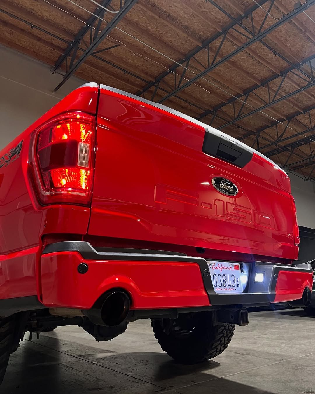 2022 Ford F-150 - Image 10