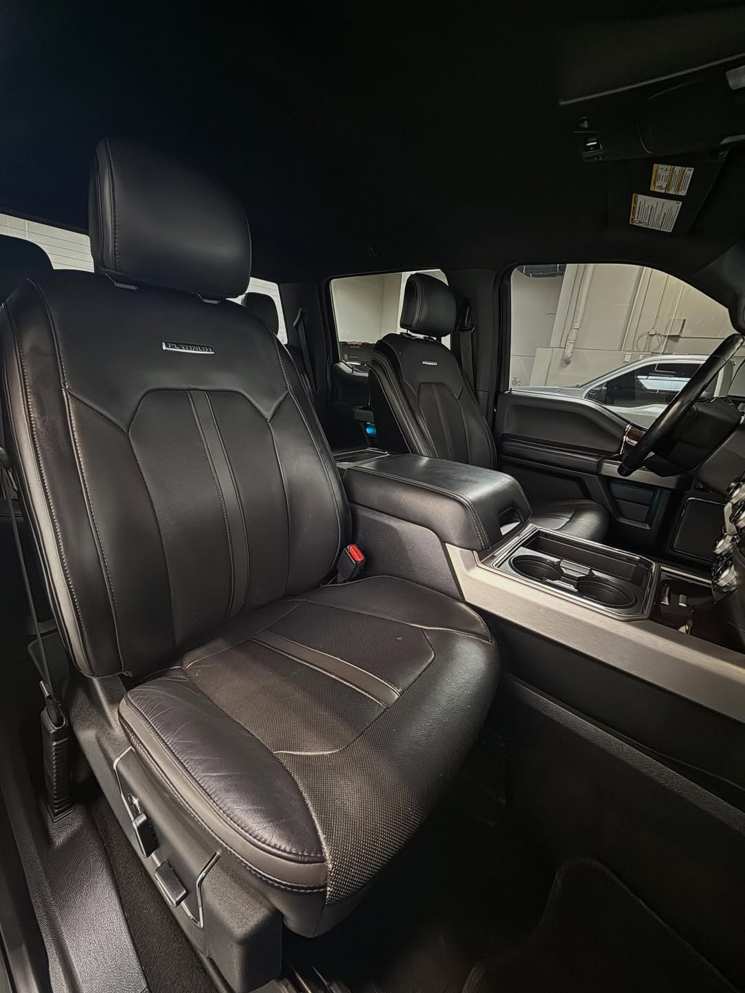 2017 Ford F-250 Platinum - Image 15
