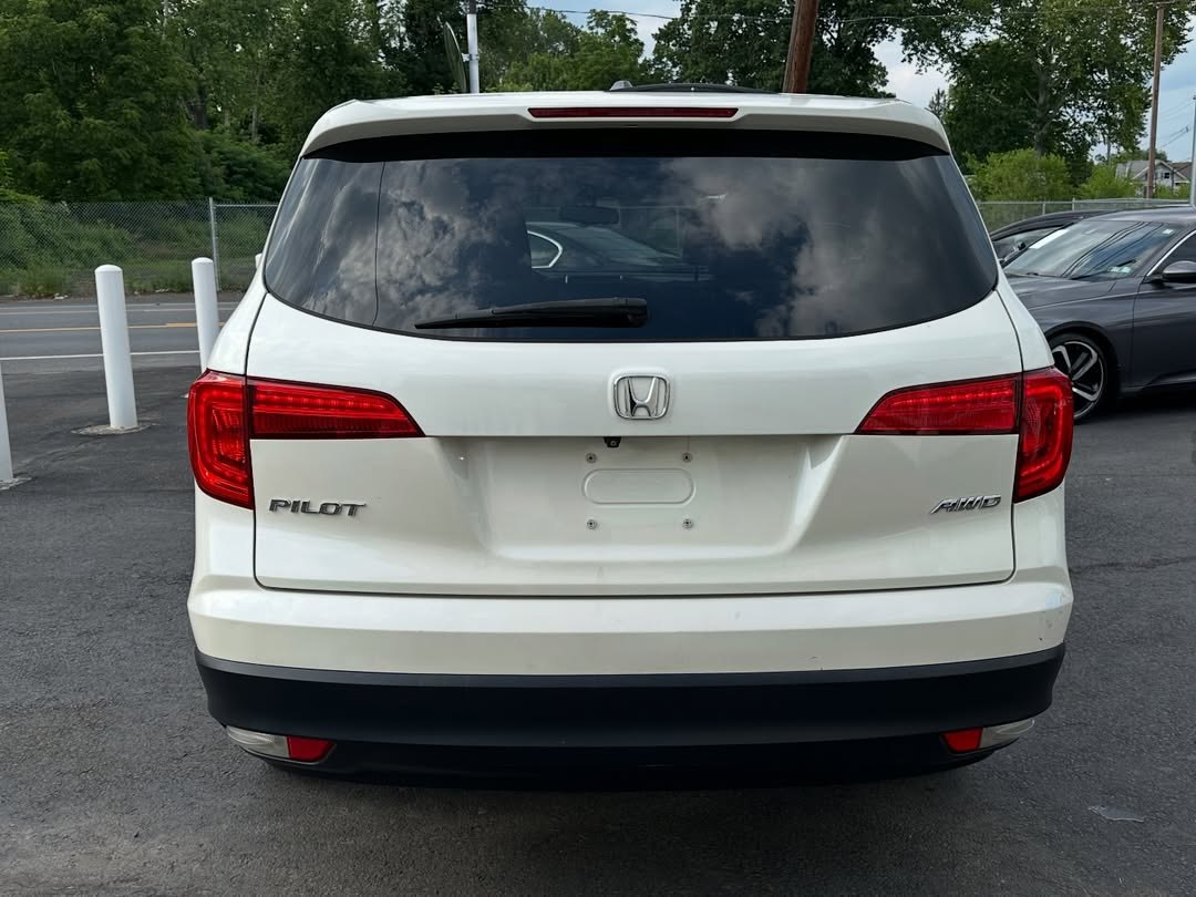 2016 Honda Pilot EXL AWD - Image 9