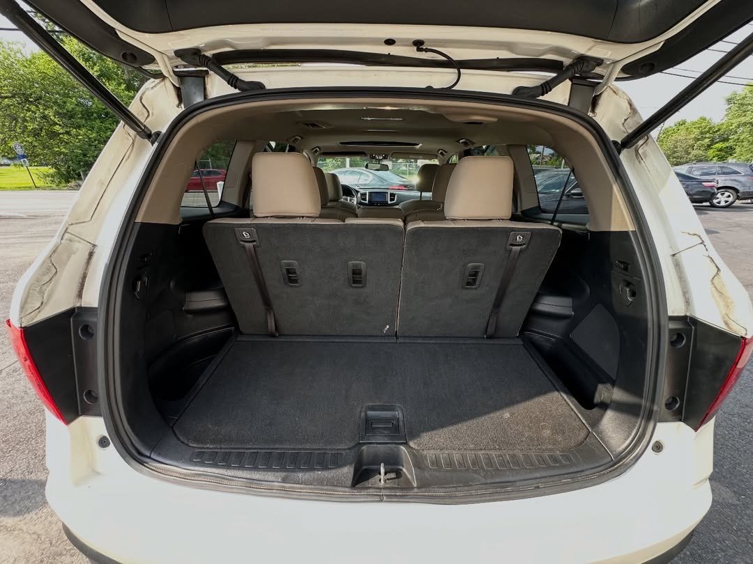 2016 Honda Pilot EXL AWD - Image 16