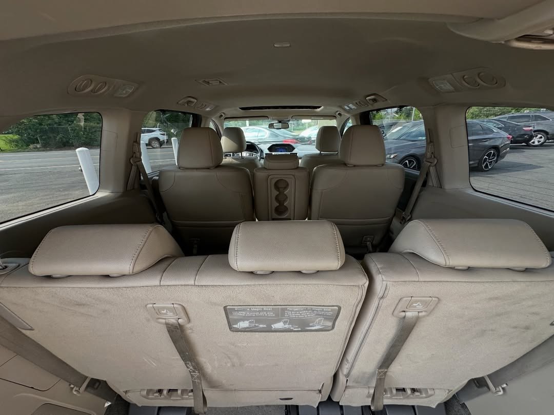 2014 Honda Odyssey EX-L - Image 16