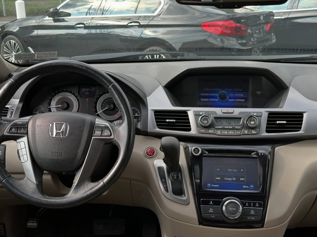 2014 Honda Odyssey EX-L - Image 10