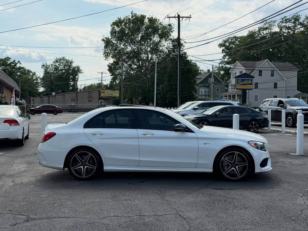 2017 Mercedes-Benz C43 AMG 4Matic - Image 4