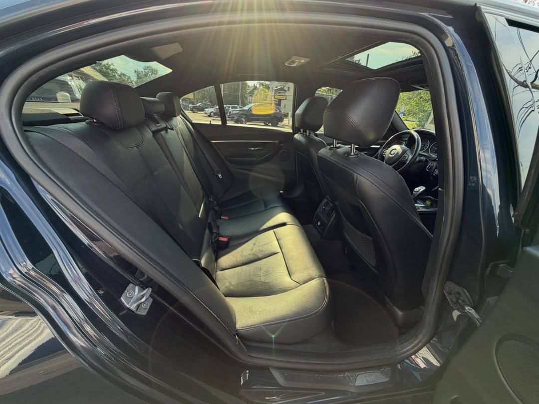 2016 BMW 328i Xdrive - Image 13