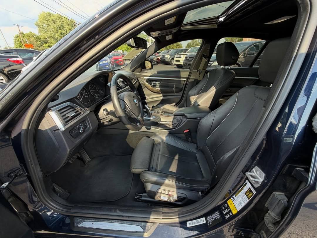 2016 BMW 328i Xdrive - Image 7