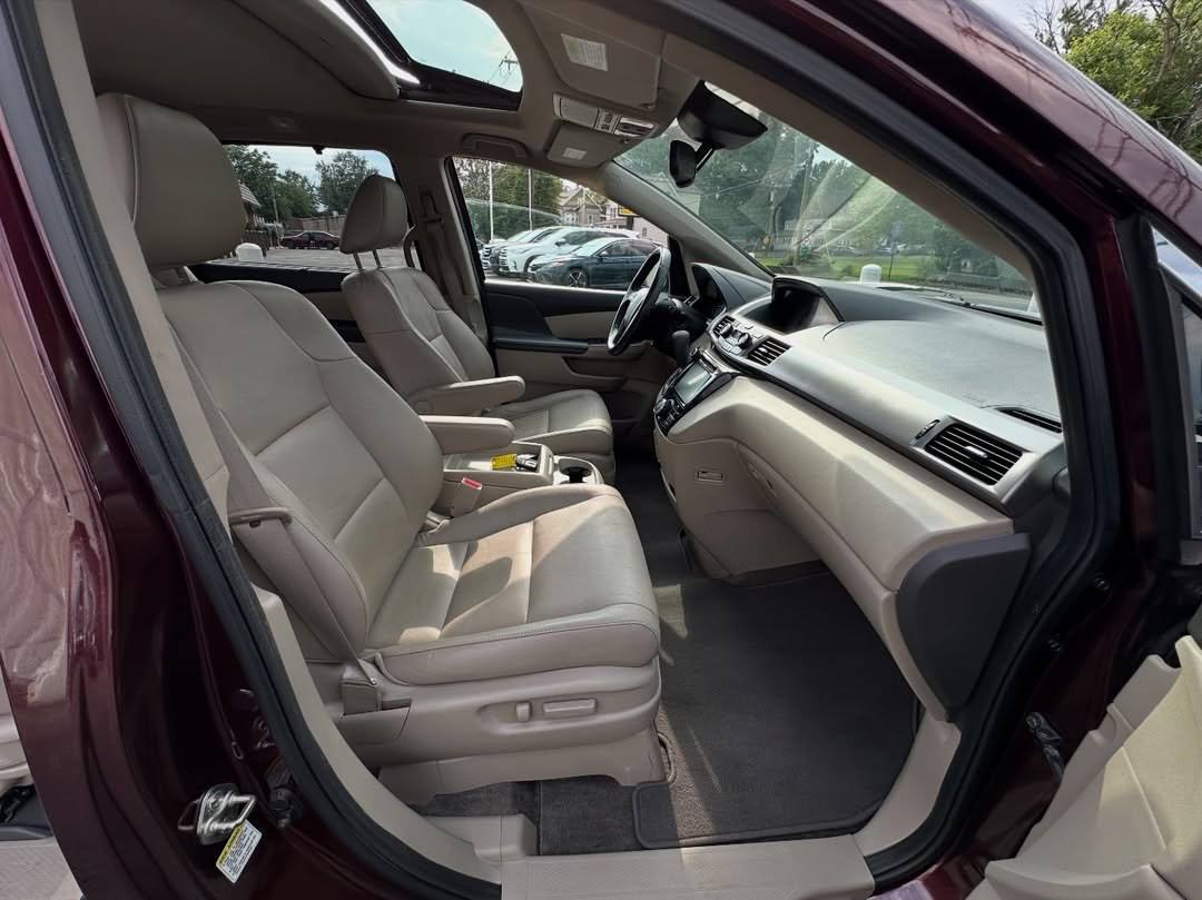 2014 Honda Odyssey EX-L - Image 8