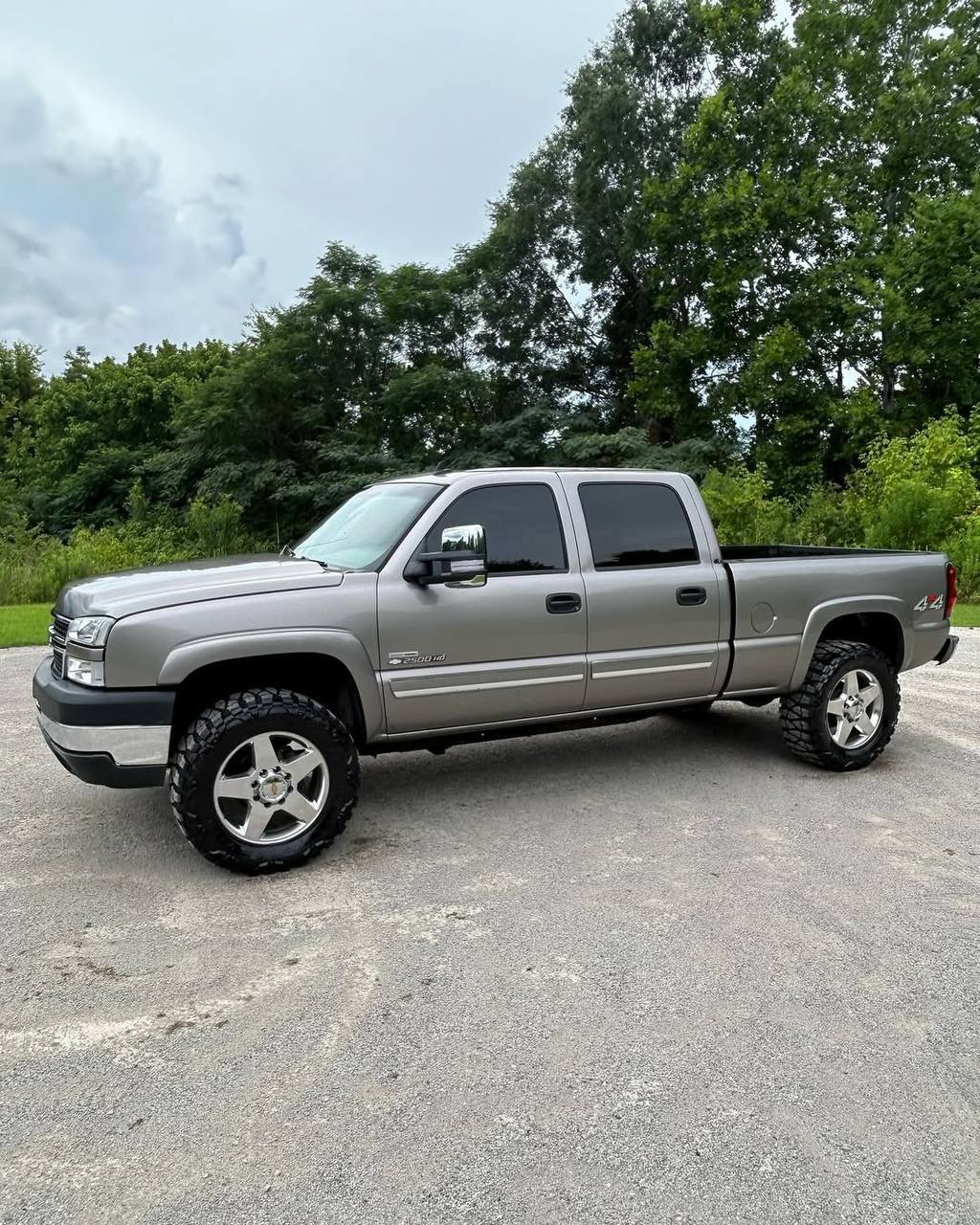 2007 Chevrolet Silverado Classic 2500HD LT - Image 4