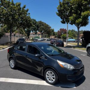 Alternative view of 2014 Kia Rio 4cyl 6 speed stick shift