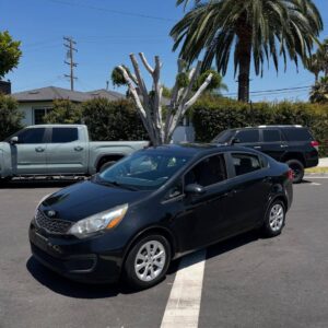 2014 Kia Rio 4cyl 6 speed stick shift
