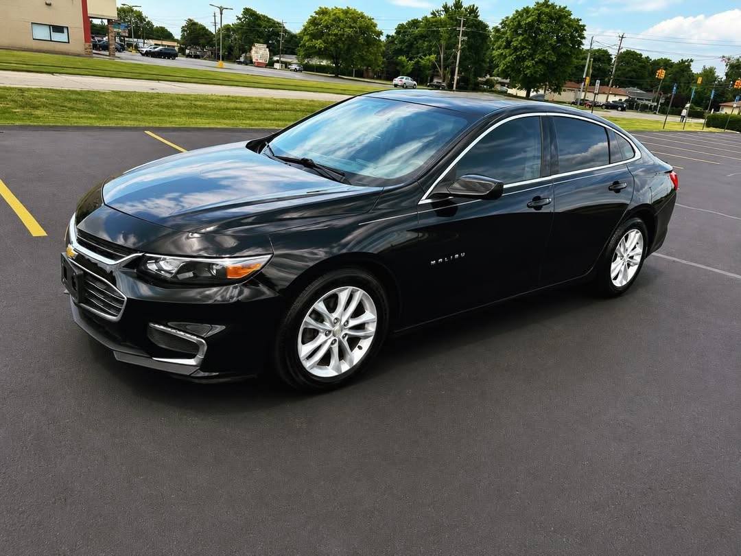 2018 Chevrolet Malibu LT - Image 4
